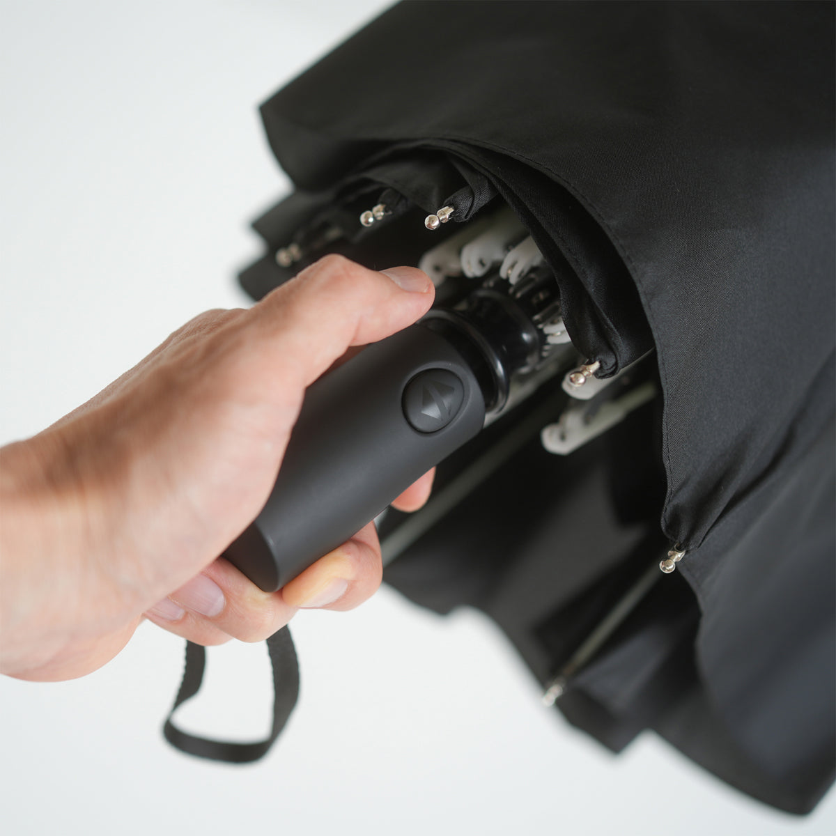 折りたたみ傘 DAILY USE UMBRELLA 雨傘 ボタンひとつで自動開閉