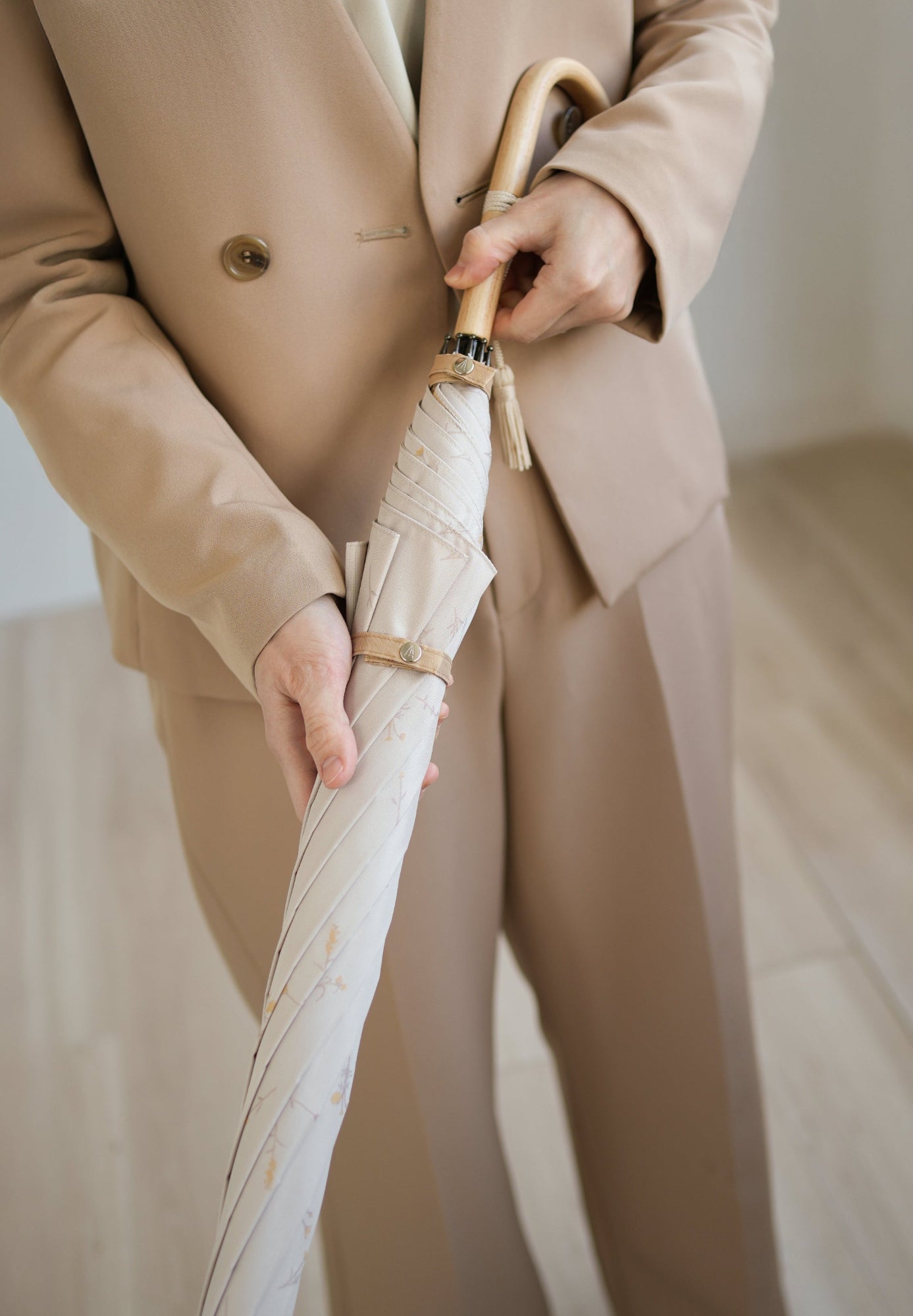 長傘 レディース 雨傘 UV 織組織でデザインを表現する「ジャカード織」