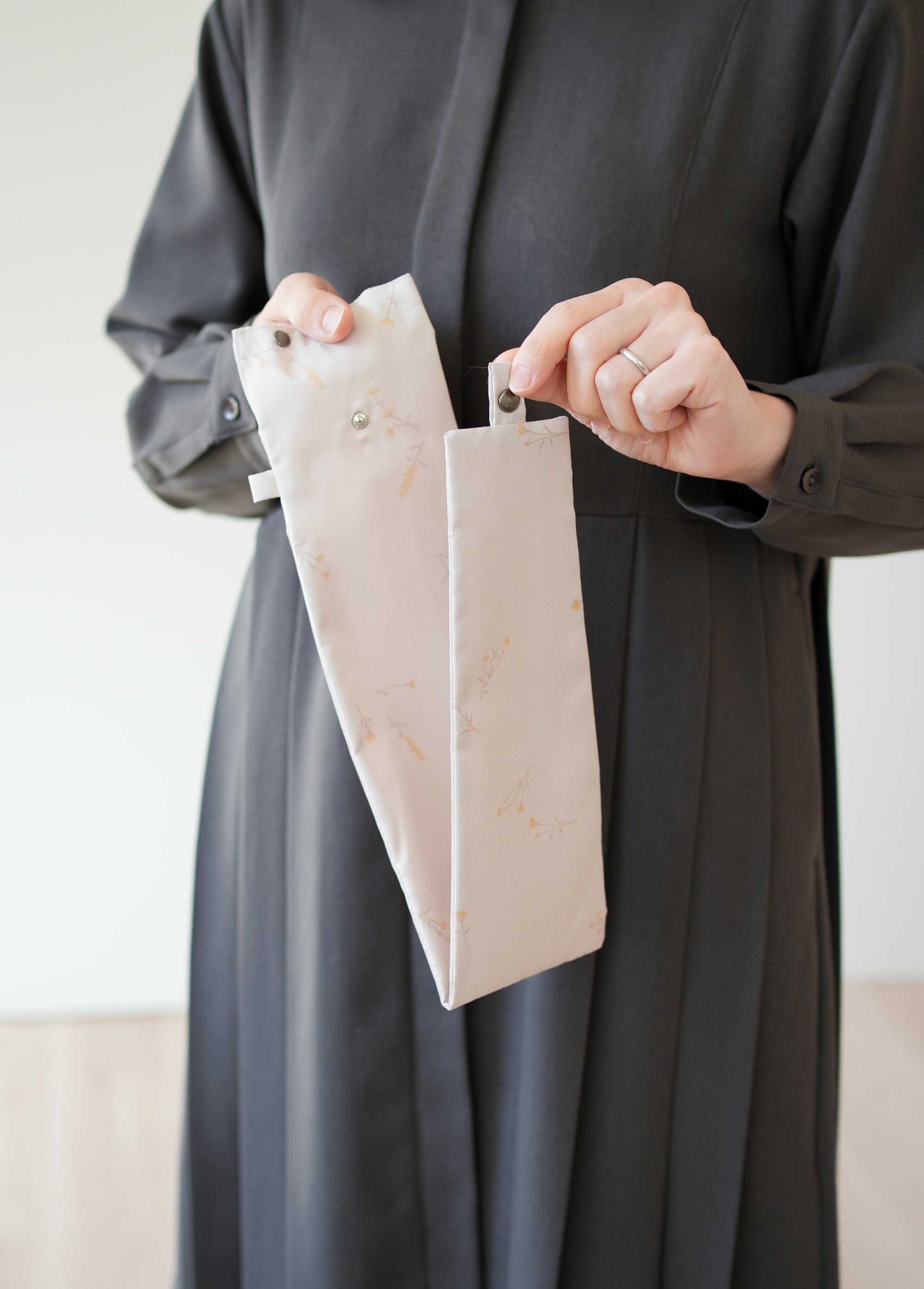 折りたたみ傘 レディース 雨傘 UV 長傘用と折りたたみ傘用で2通り使える2WAY仕様