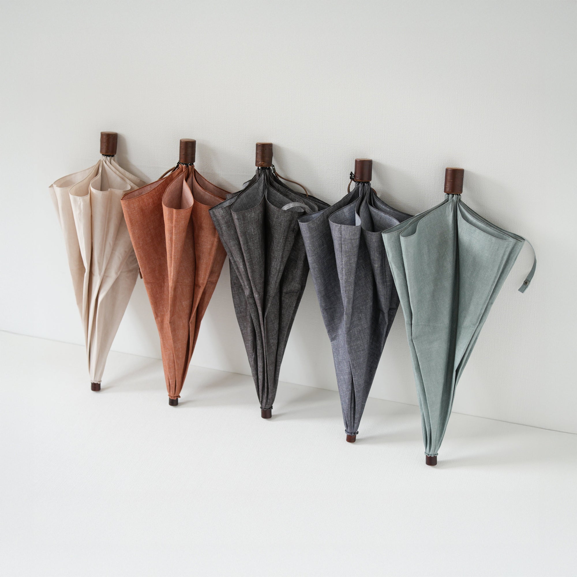 折りたたみ傘 レディース 天然繊維の日傘 傘をたたまなくても持ち歩けます