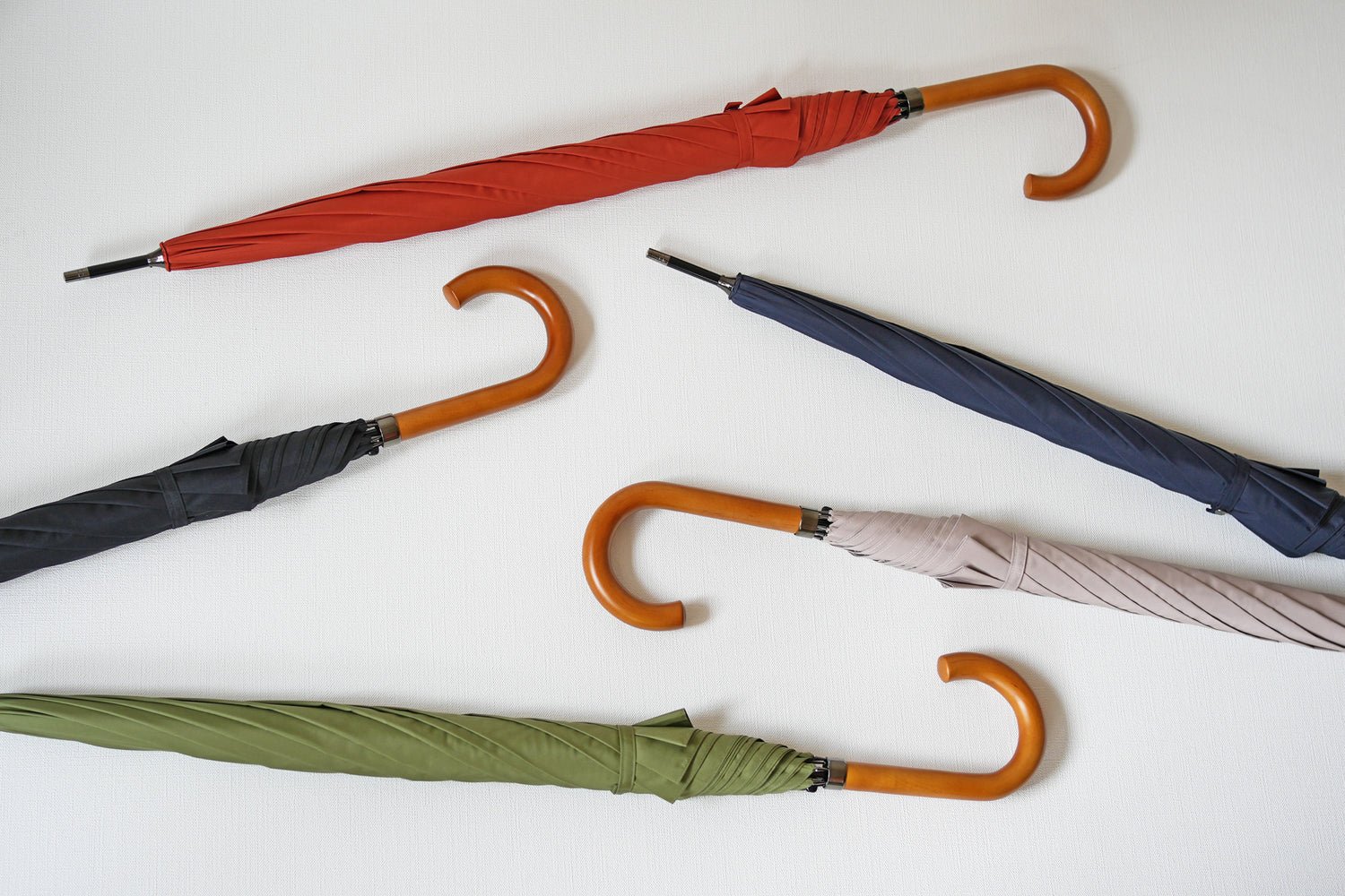 長傘 メンズ 雨傘 抜群の撥水性で雨に負けない「ミラトーレ」