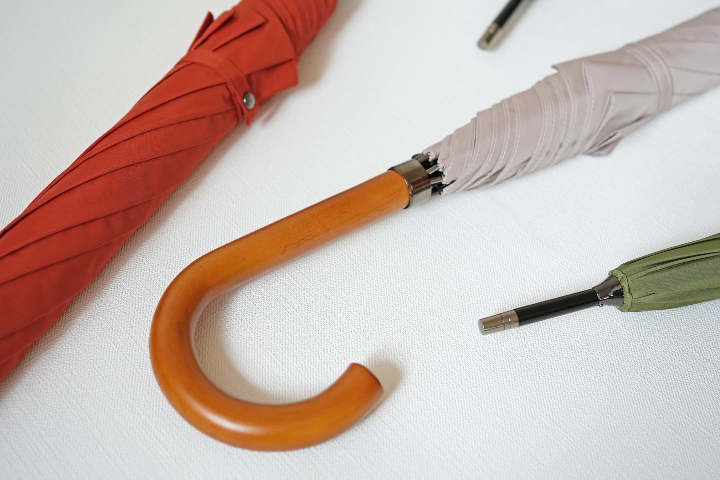 長傘 メンズ 雨傘 荷物の多い時でも快適なワンタッチ