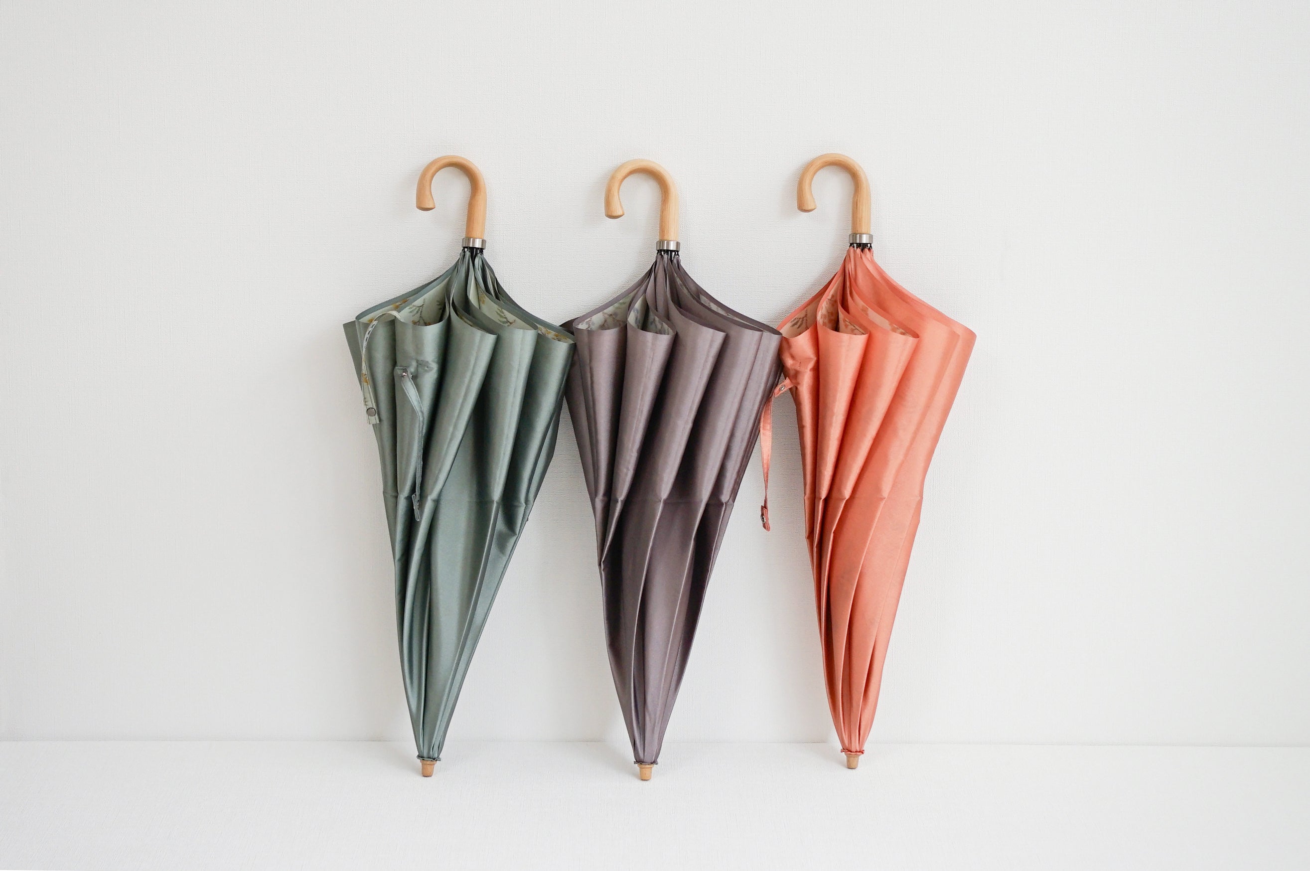 折りたたみ傘 レディース 雨傘 まるで花束のような、裏ほぐし織の傘