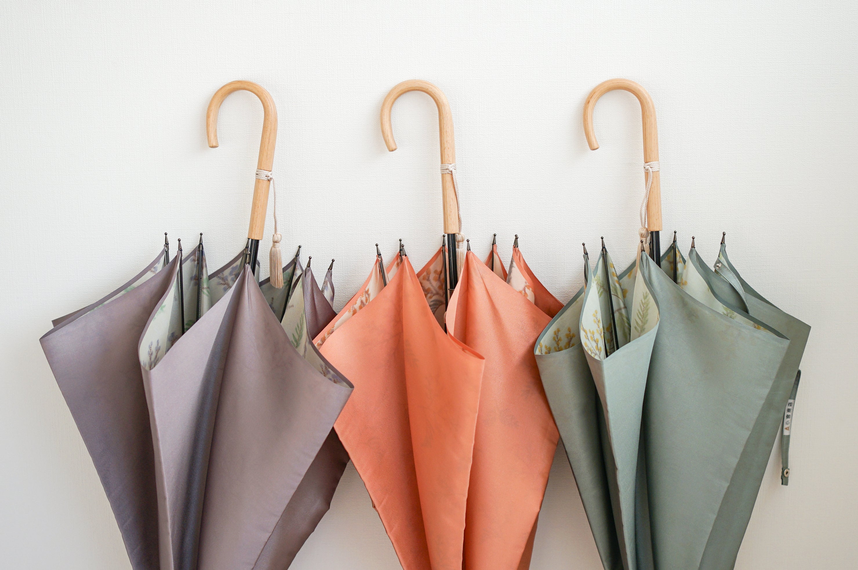 長傘 レディース 雨傘 ギフトとしてもおすすめの花束の傘