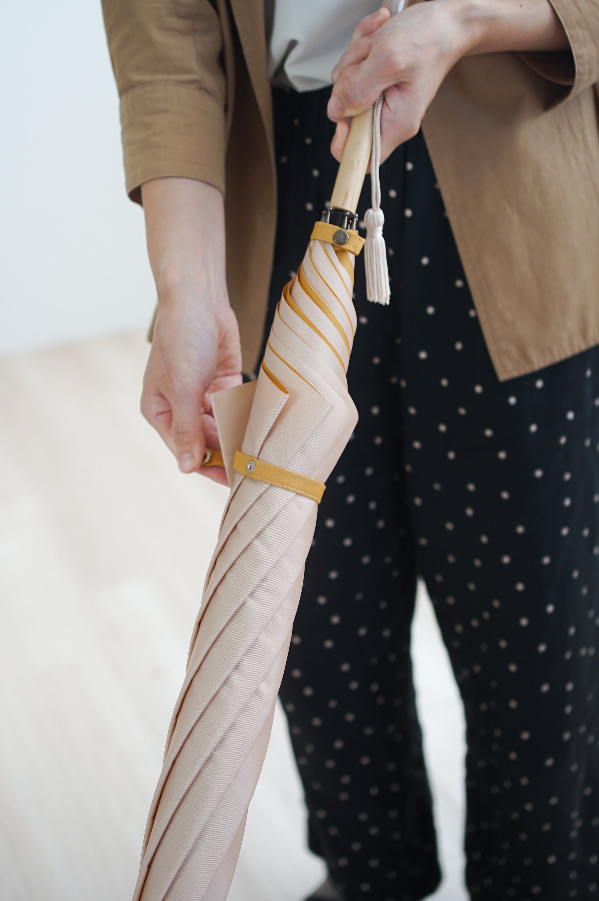 長傘 レディース 雨傘 ファッションとして使えるニュアンスカラー