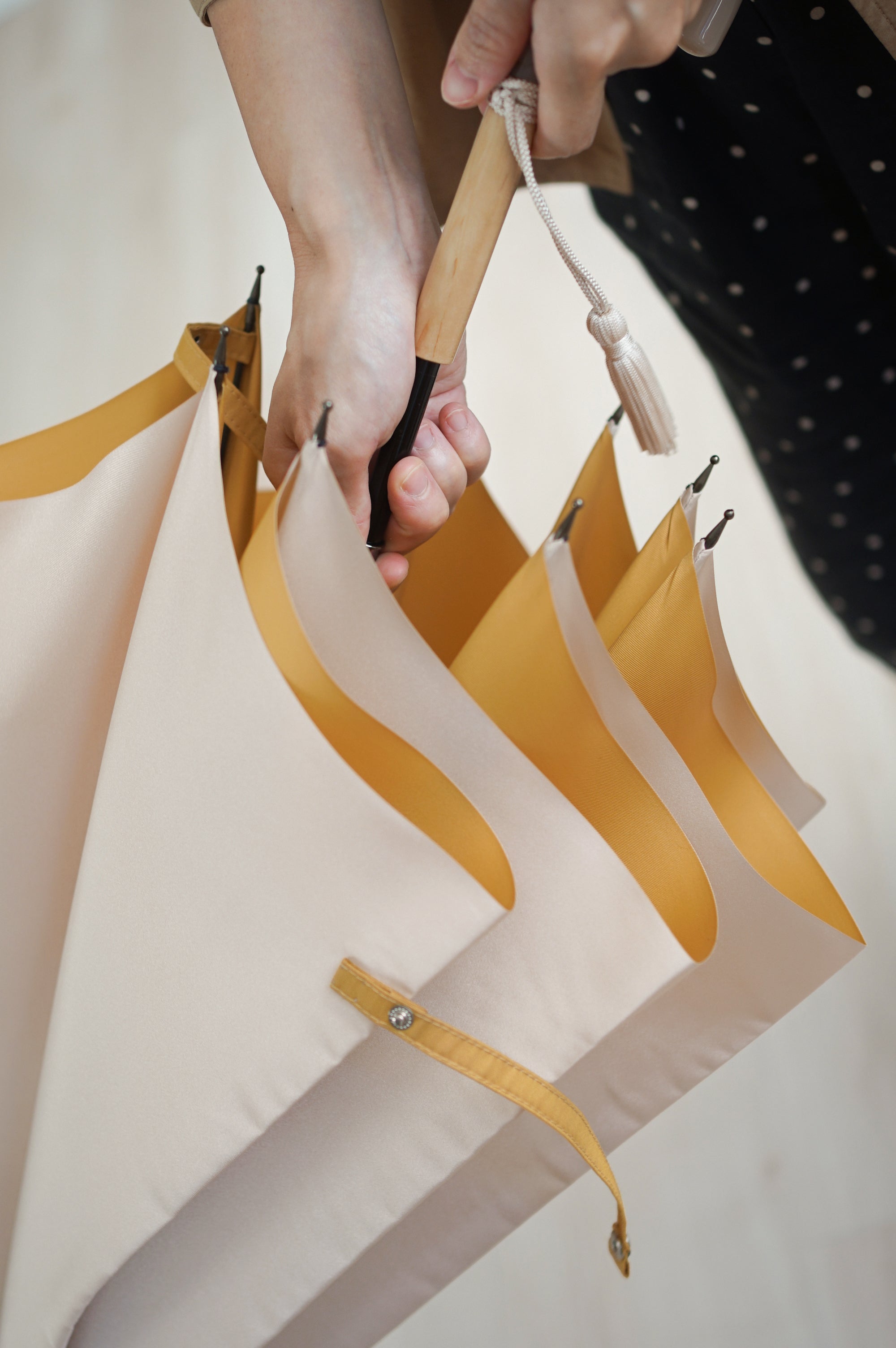 長傘 レディース 雨傘 ファッションとして使えるニュアンスカラー