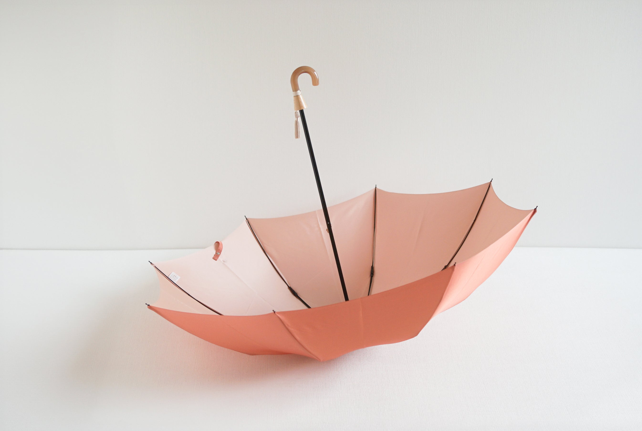 折りたたみ傘 レディース 雨傘 コーディネートしやすい2色のニュアンスカラー