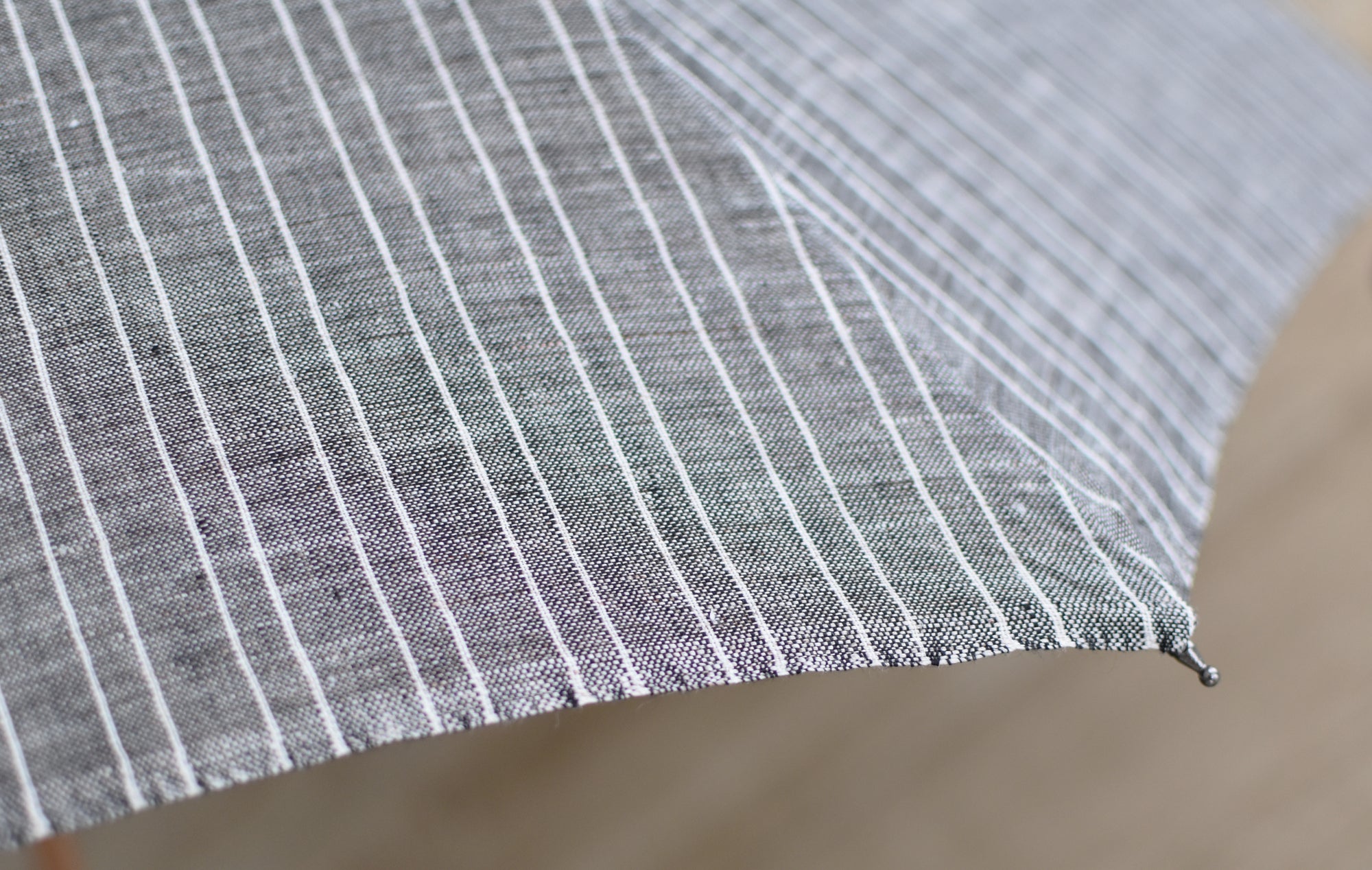 長傘 メンズ 日傘 希少な小幅のシャトル織機で織り上げた織物