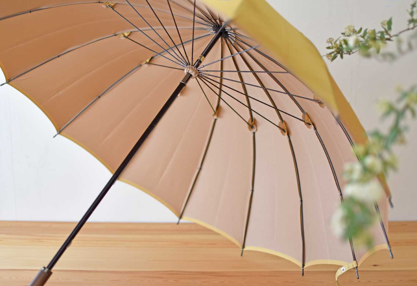 長傘 レディース 日傘 艶やかな光沢と重厚感が魅力の「甲州織」