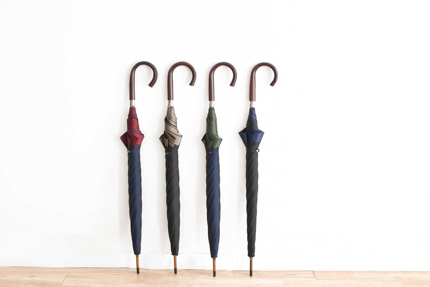 長傘 メンズ 雨傘 艶やかな光沢と重厚感が魅力の「甲州織」