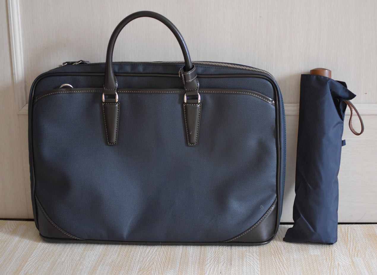 折りたたみ傘 メンズ 雨傘 コンパクトで軽量、開くと大きい三つ折り