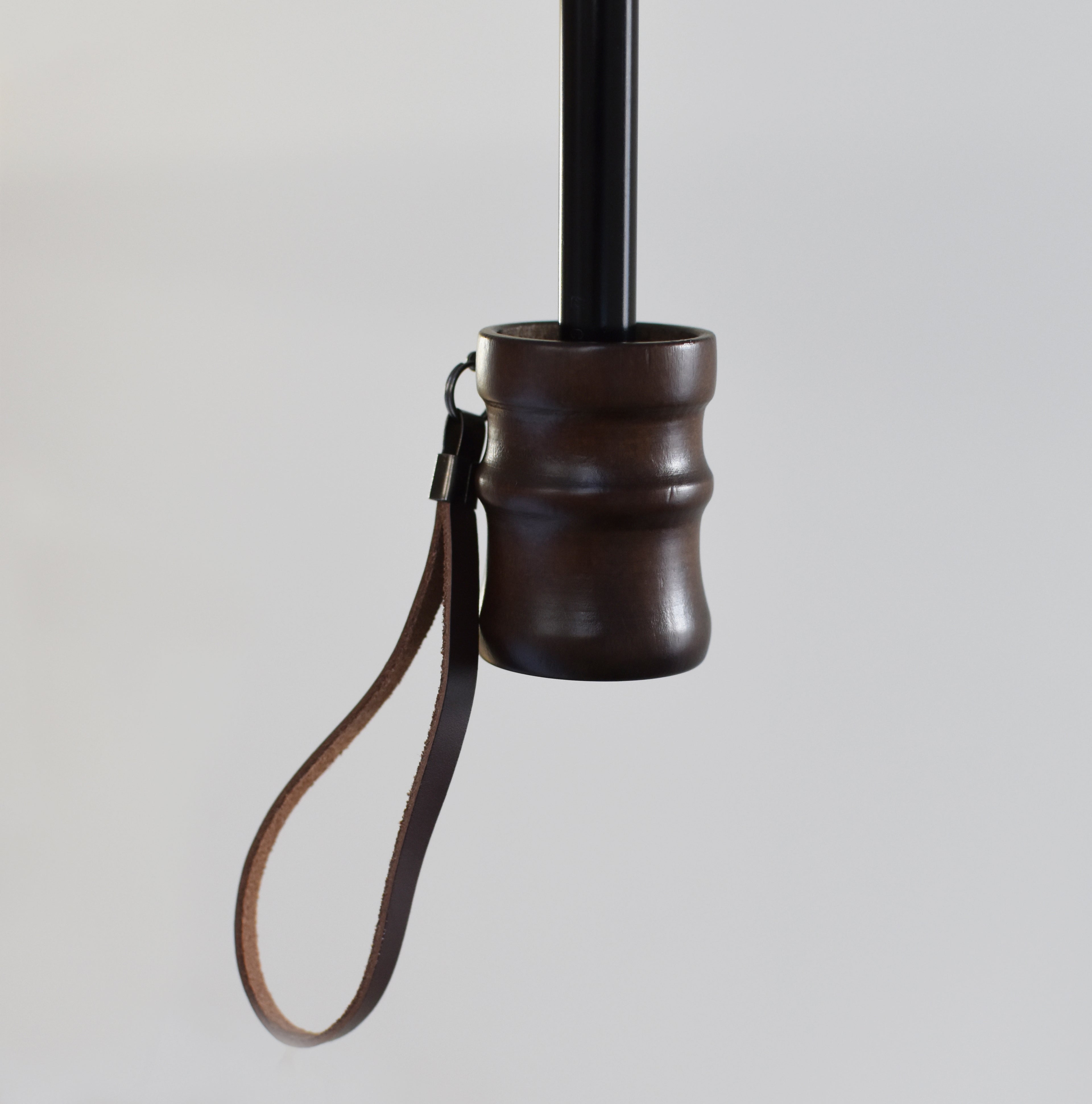 折りたたみ傘 メンズ 雨傘 持ちやすさを追求した、天然木のハンドル