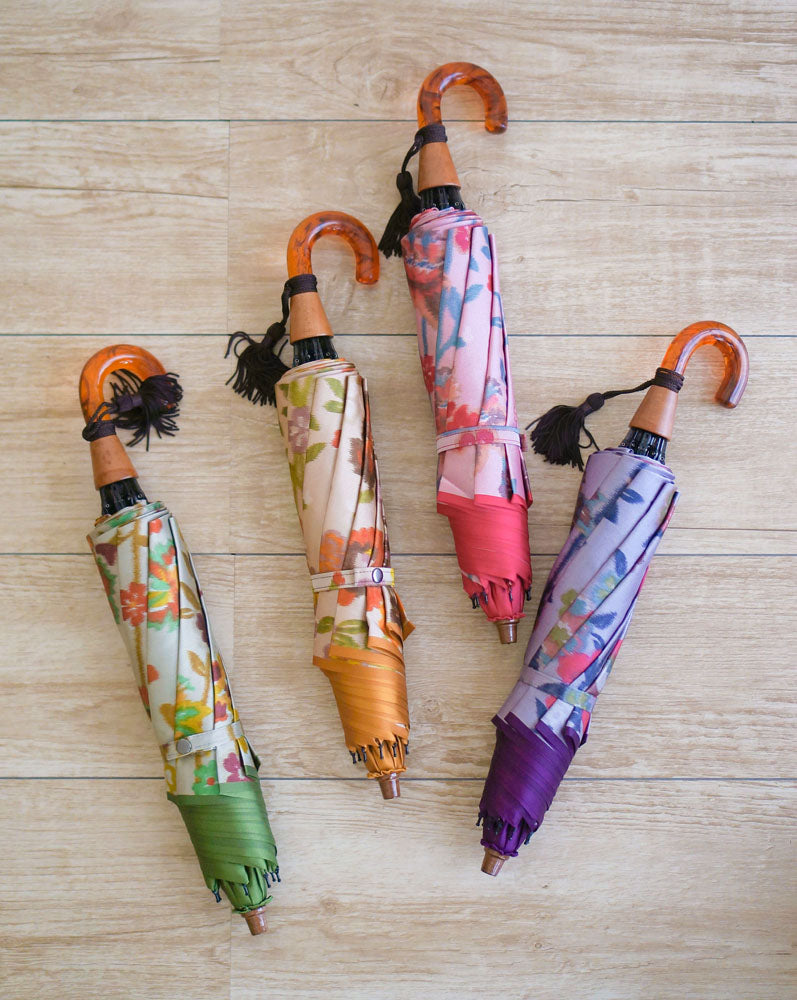 折りたたみ傘 レディース 雨傘 UV 捺染した仮糸と無地の糸を合わせて 二重に織り上げる「裏ほぐし織」