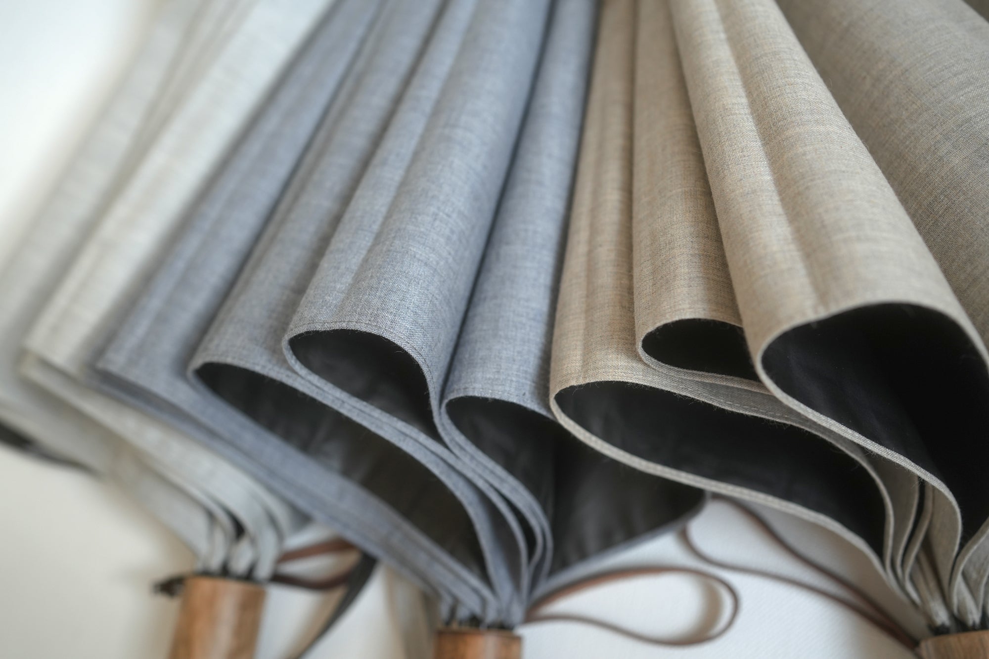 折りたたみ傘 メンズ 晴雨兼用傘 シャンブレーシャツのようなおしゃれさと、猛暑でも涼しい機能性