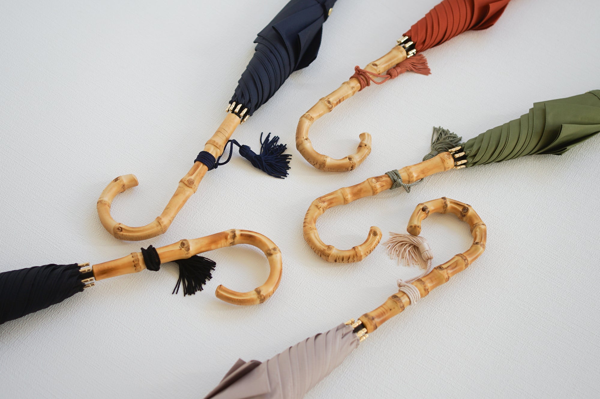 長傘 レディース 雨傘 スリムで軽い、竹のハンドル