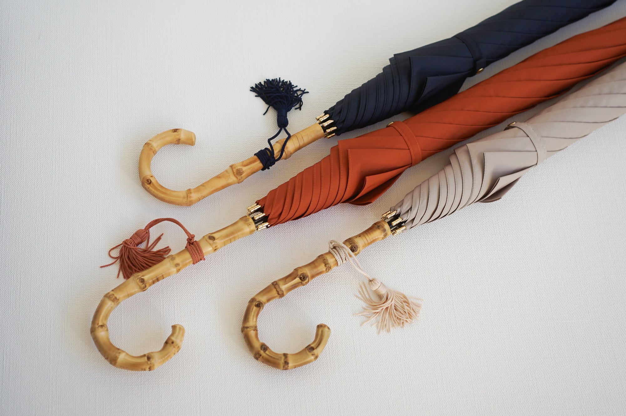 長傘 レディース 雨傘 スリムで軽い、竹のハンドル