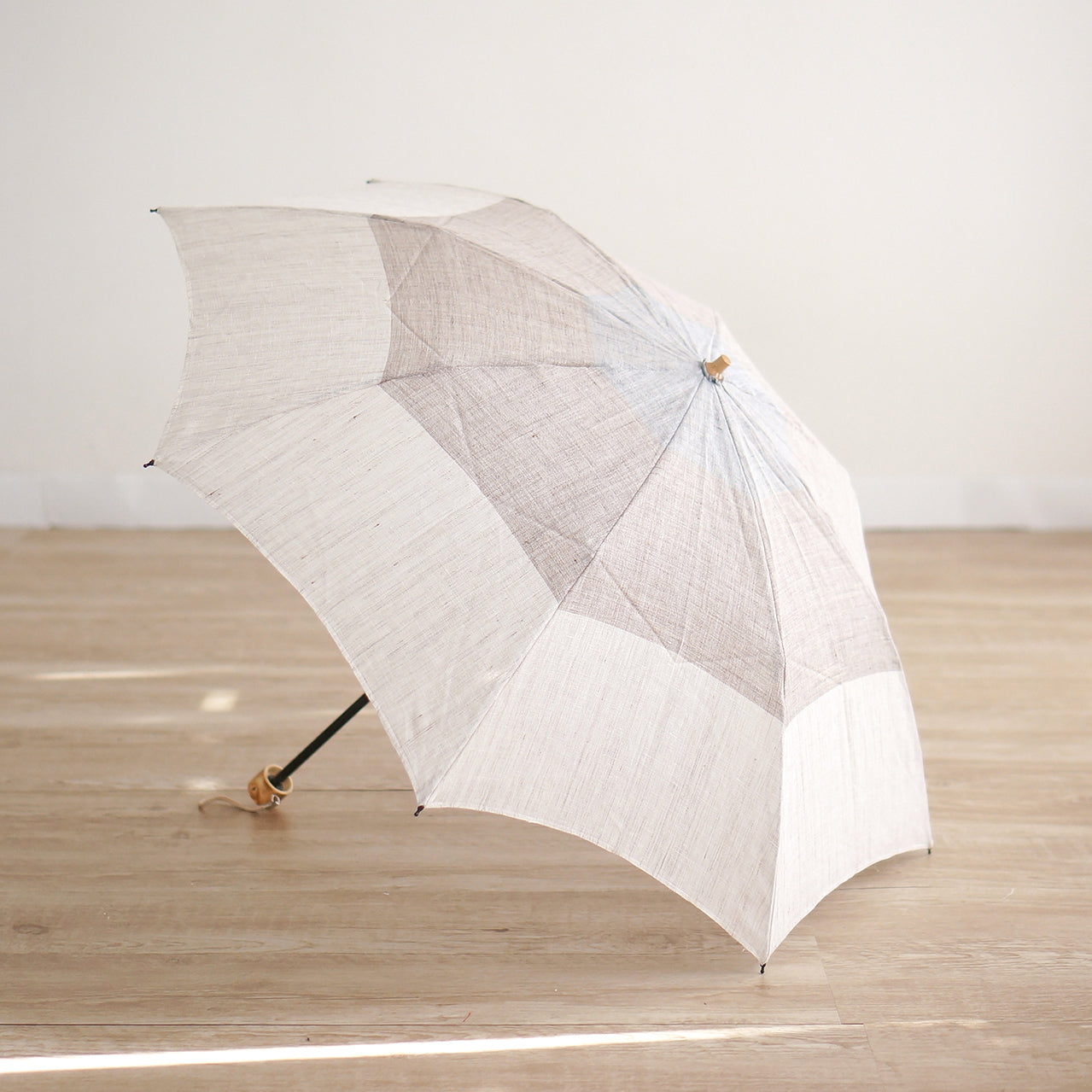 折りたたみ傘 レディース 日傘 晴雨兼用傘 天然繊維の日傘 2段折り 小宮商店 Natural Linen アイボリー