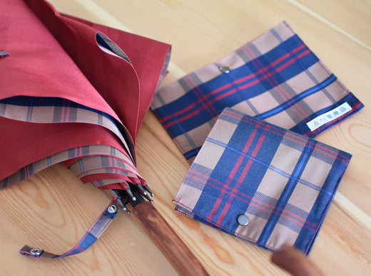 傘生地で作った小物たちが大人気です