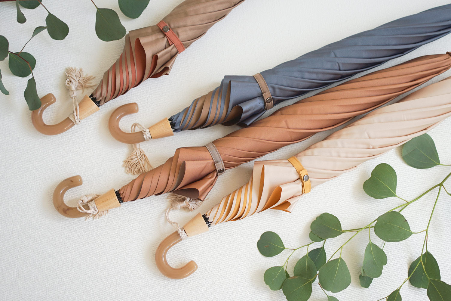 折りたたみ傘は2WAY使用ができる、レディースの新定番シリーズ「TwoPly‐トゥープライ-」のご紹介