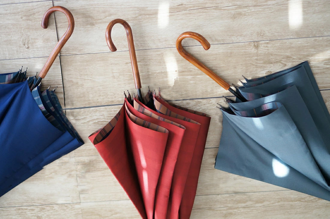 映画 『今日の空が一番好き、とまだ言えない僕は』の中で小宮商店の傘が登場します