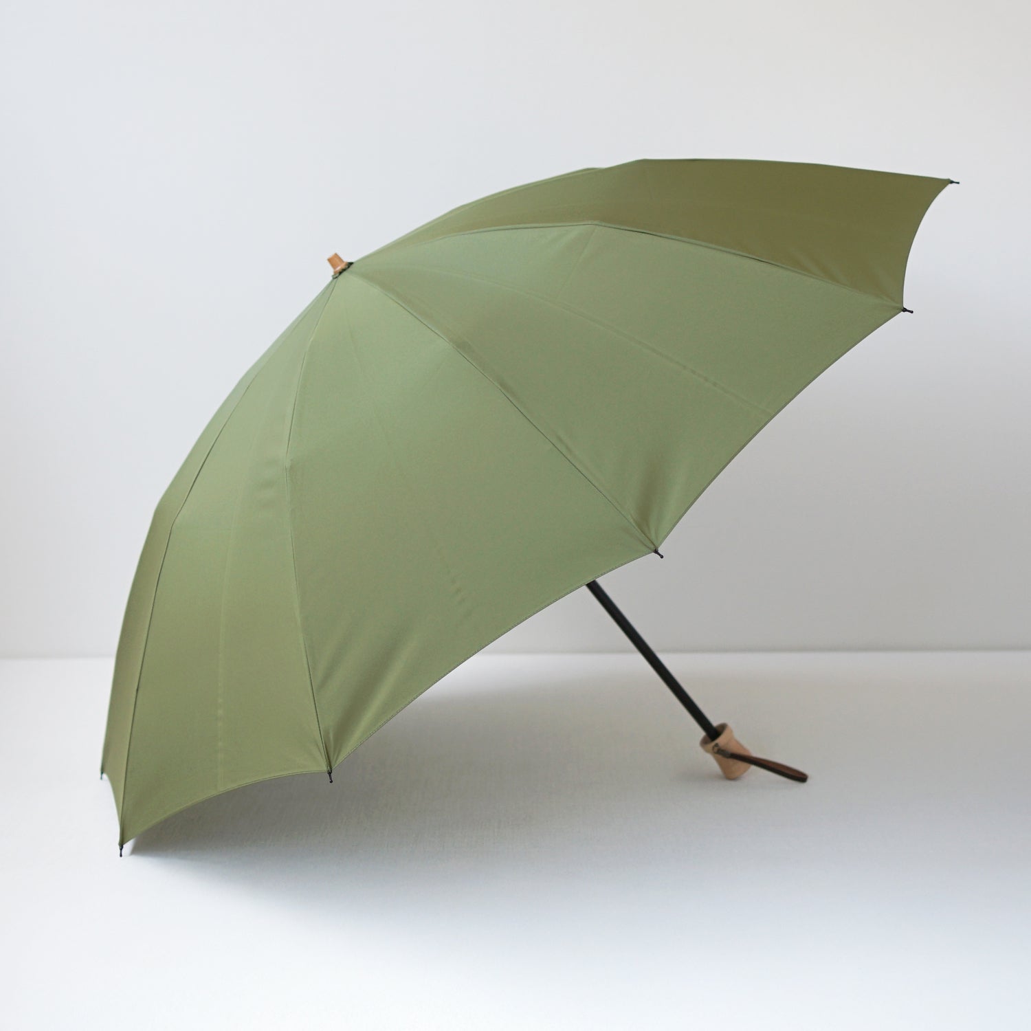 折りたたみ傘 メンズ 雨傘 超撥水 骨が多い 大きい 2段折り 小宮商店 ミラトーレ セージグリーン