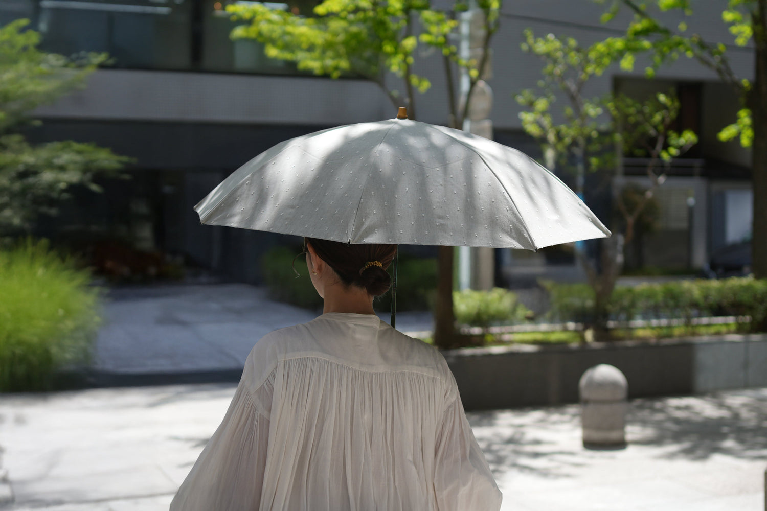 折りたたみ傘 レディース 晴雨兼用傘　遮光率100％、UVカット率99.9％以上、遮熱率50％以上×天然素材の一級遮光傘