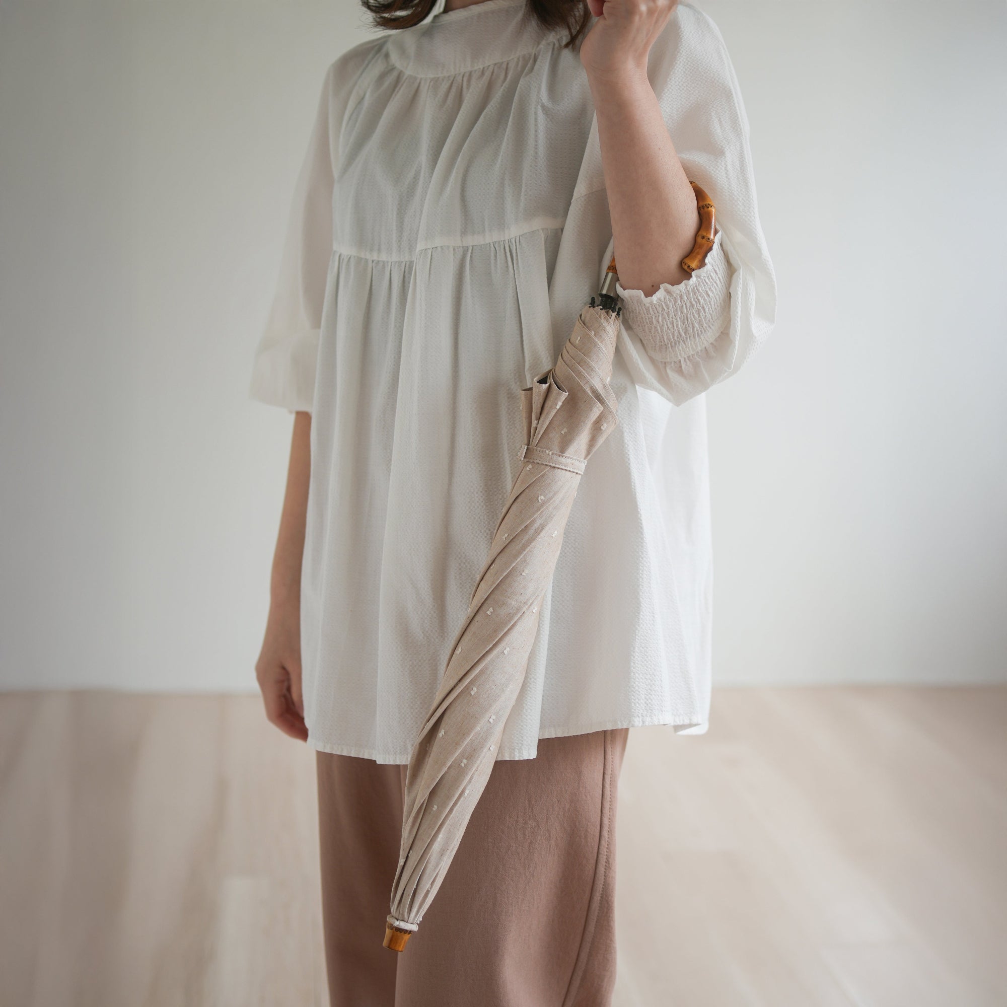 折りたたみ傘 レディース 晴雨兼用傘　長傘用と折りたたみ傘用で2通り使える2WAY仕様