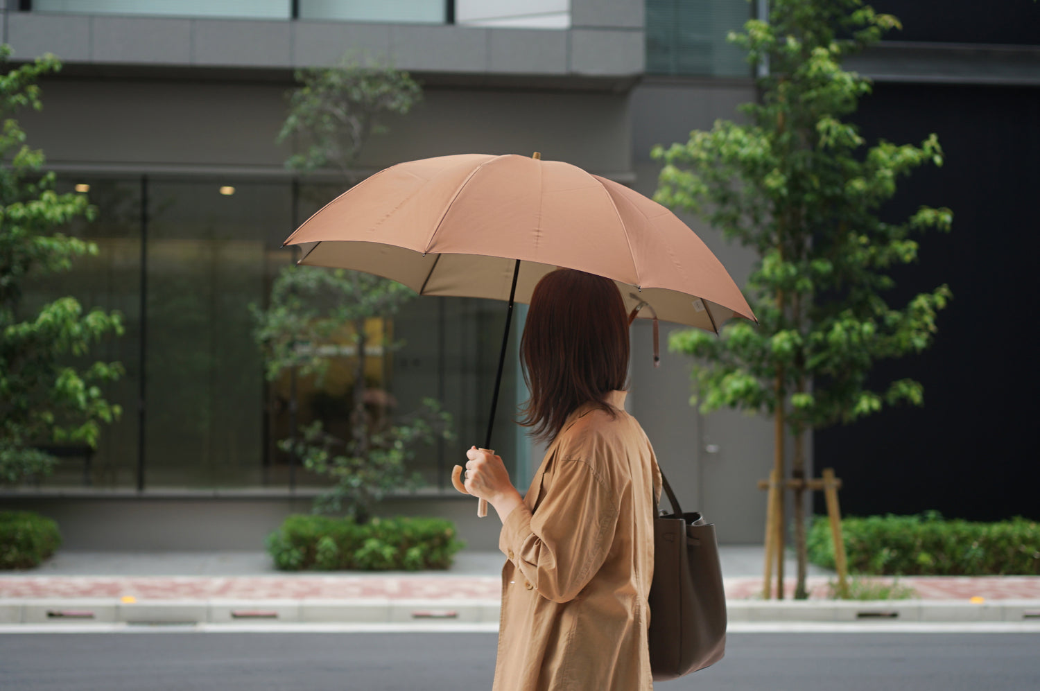 折りたたみ傘 レディース 雨傘 コーディネートしやすい2色のニュアンスカラー