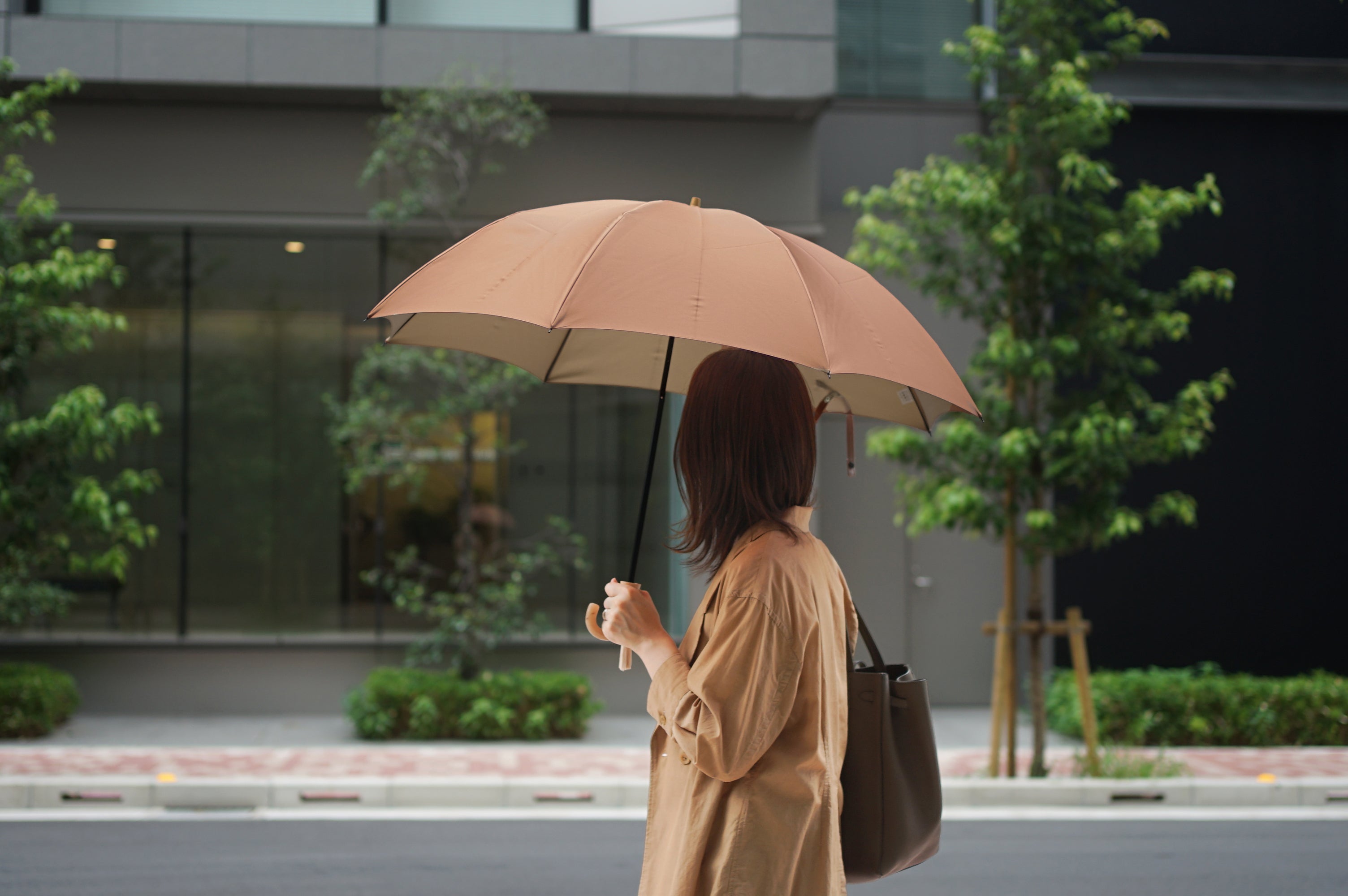 折りたたみ傘 レディース 雨傘 コーディネートしやすい2色のニュアンスカラー