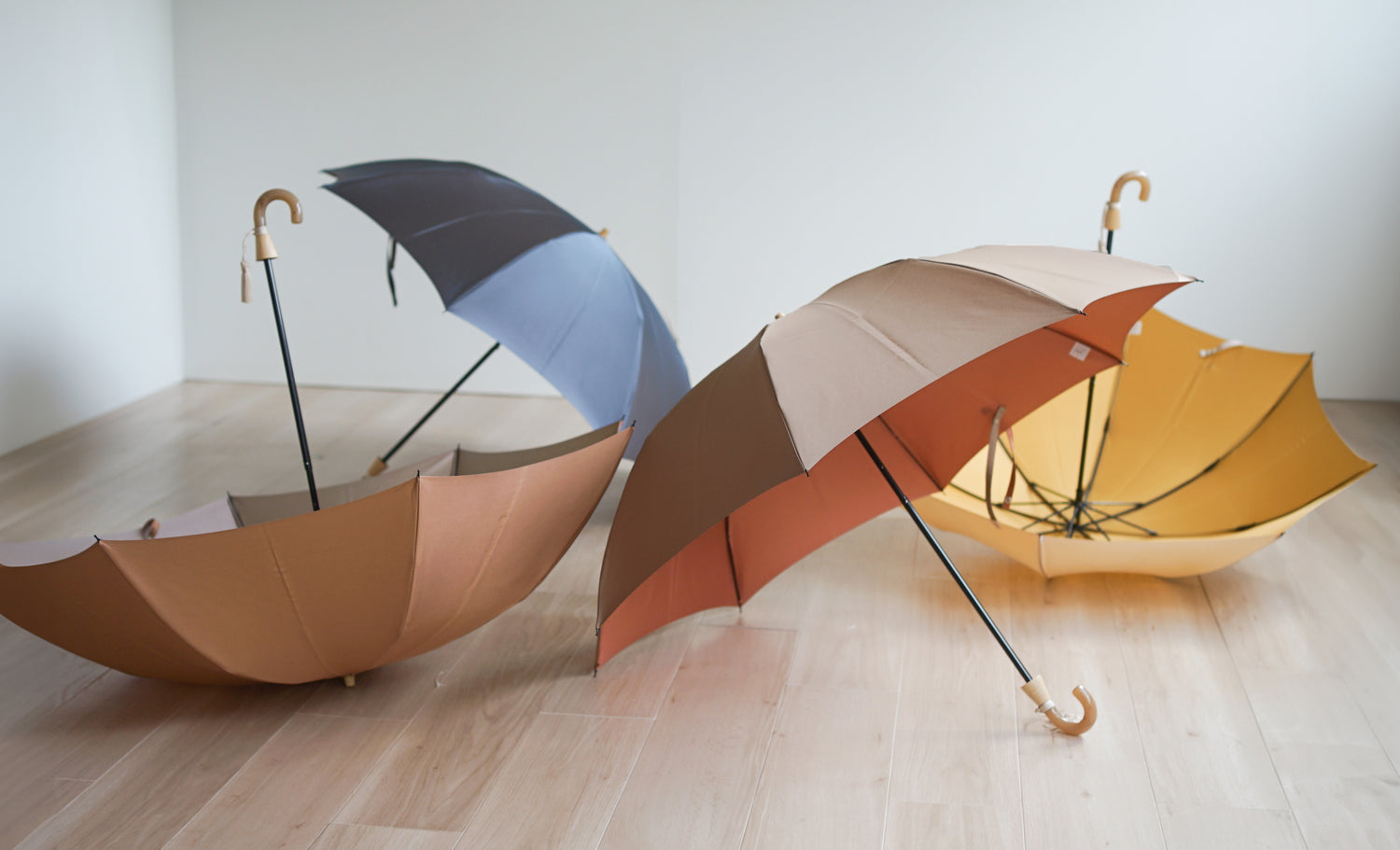 折りたたみ傘 レディース 雨傘 艶やかな光沢と重厚感が魅力の「甲州織」