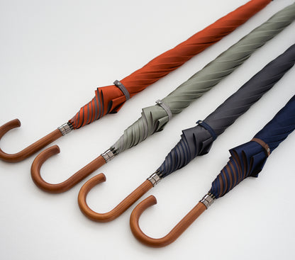 長傘 メンズ 雨傘 染色する糸の色にこだわり、ユニセックスでもお使いいただけるカラー