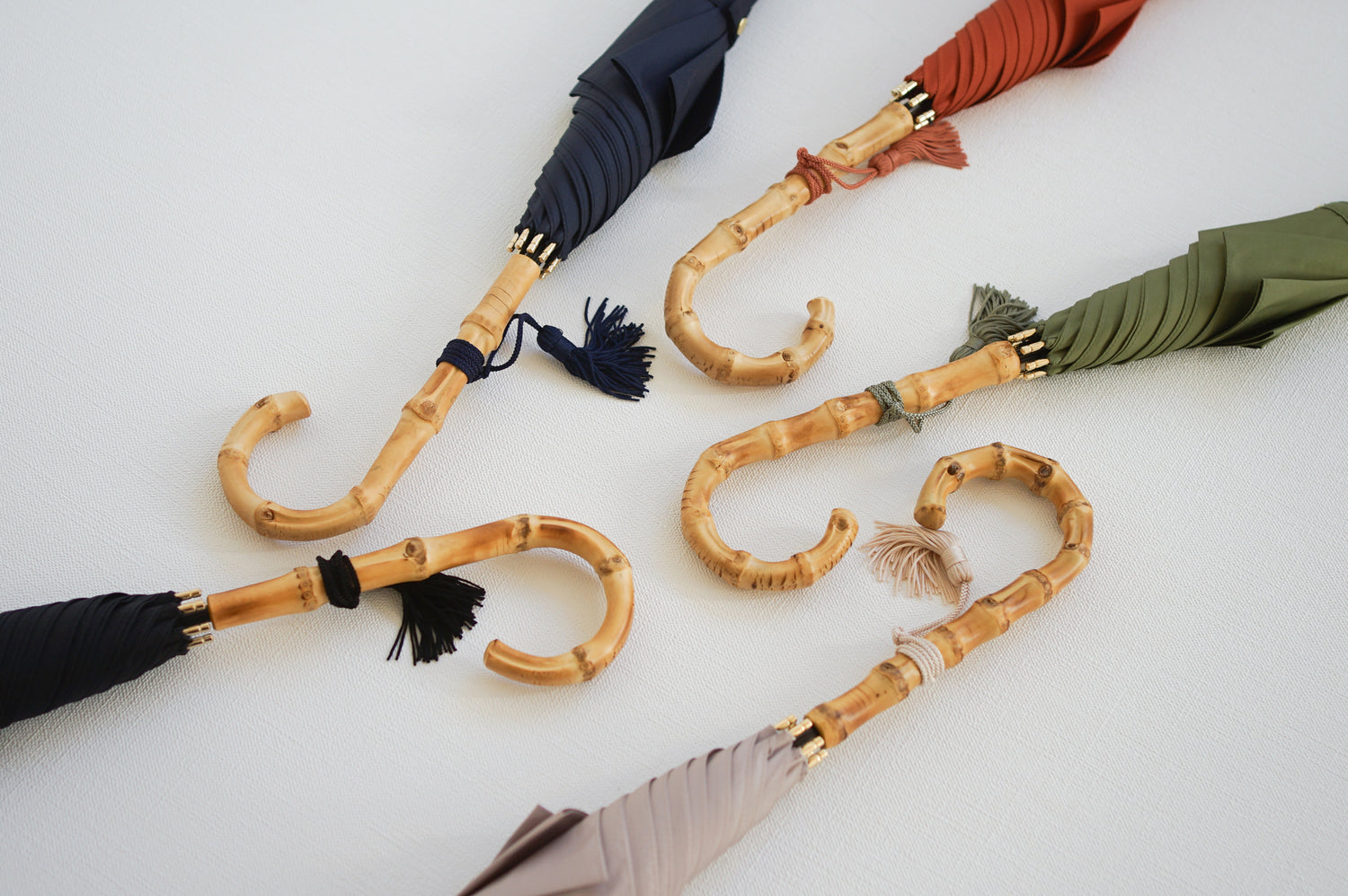 長傘 レディース 雨傘 スリムで軽い、竹のハンドル