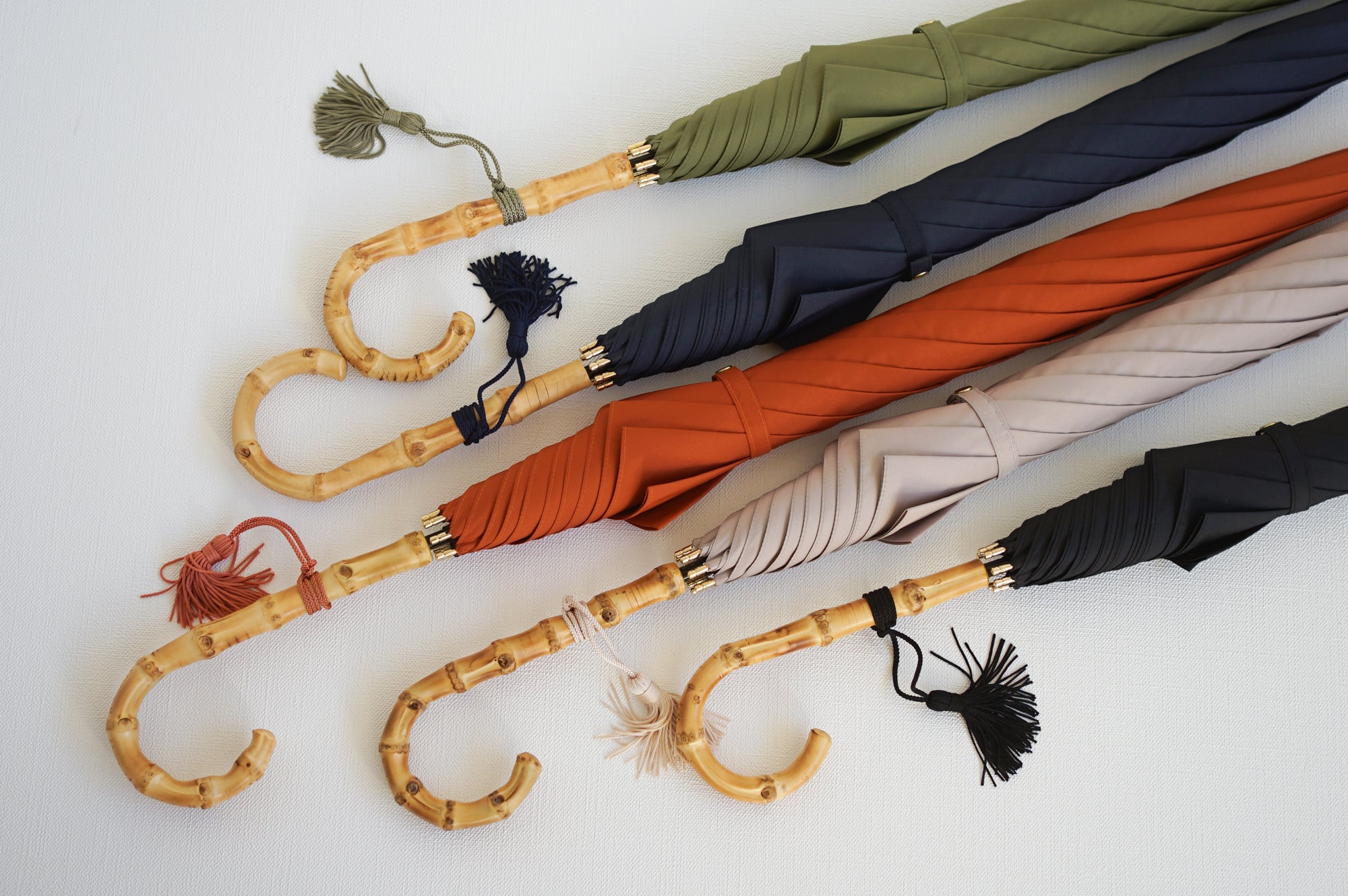 長傘 レディース 雨傘 スリムで軽い、竹のハンドル